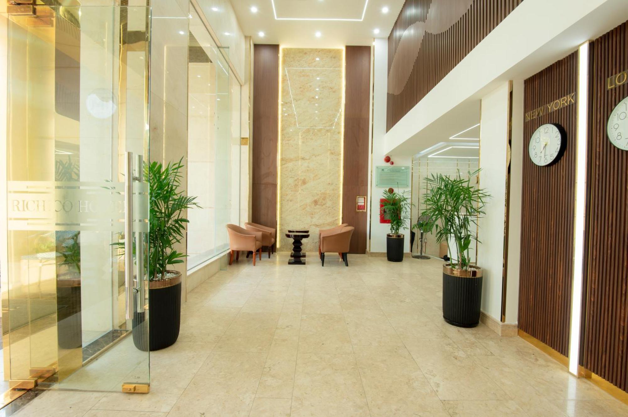 דה נאנג Richico Apartments And Hotel מראה חיצוני תמונה